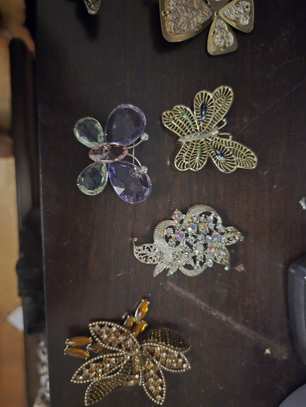 Assorted Vintage-Inspired Brooch Set - Crystal & Gold Tones
